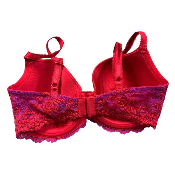 WACOAL Bra T-Shirt Embrace Lace Shirt Bra Size 32D Bold Red Purple Lace 853191 - Picture 2 of 4